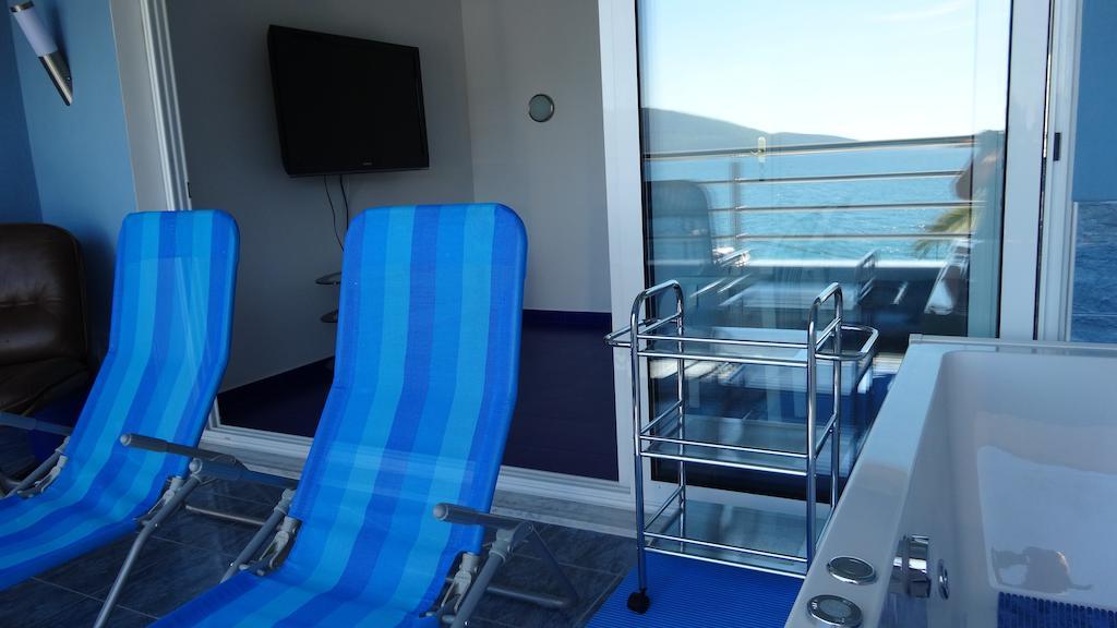 Apartments Odesa Herceg Novi Bagian luar foto