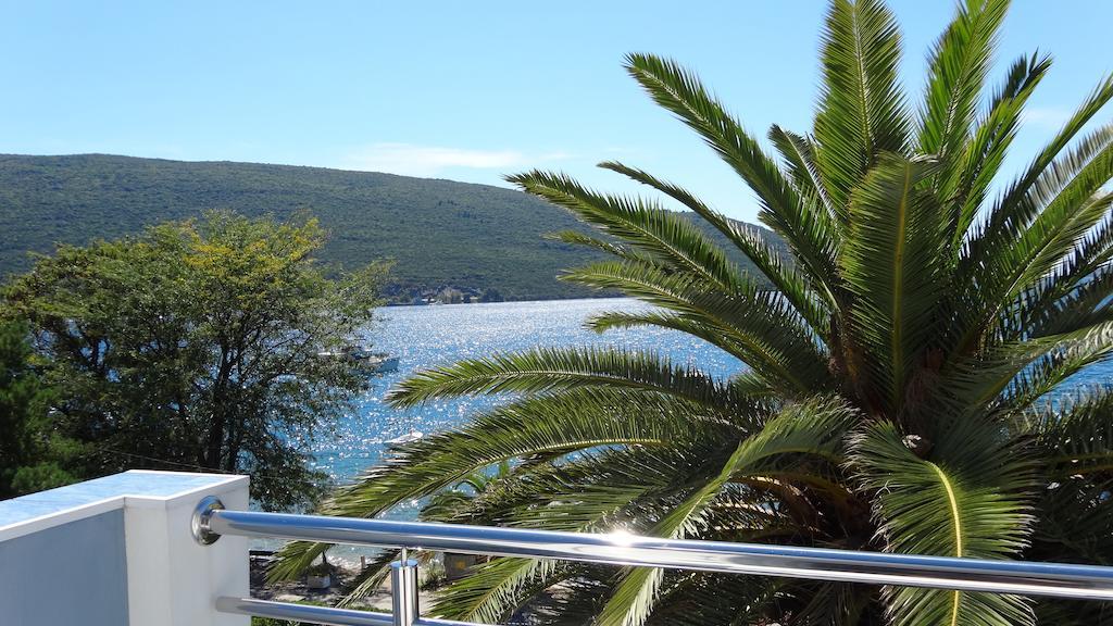 Apartments Odesa Herceg Novi Bagian luar foto