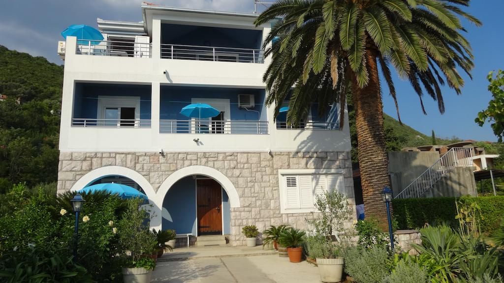 Apartments Odesa Herceg Novi Bagian luar foto